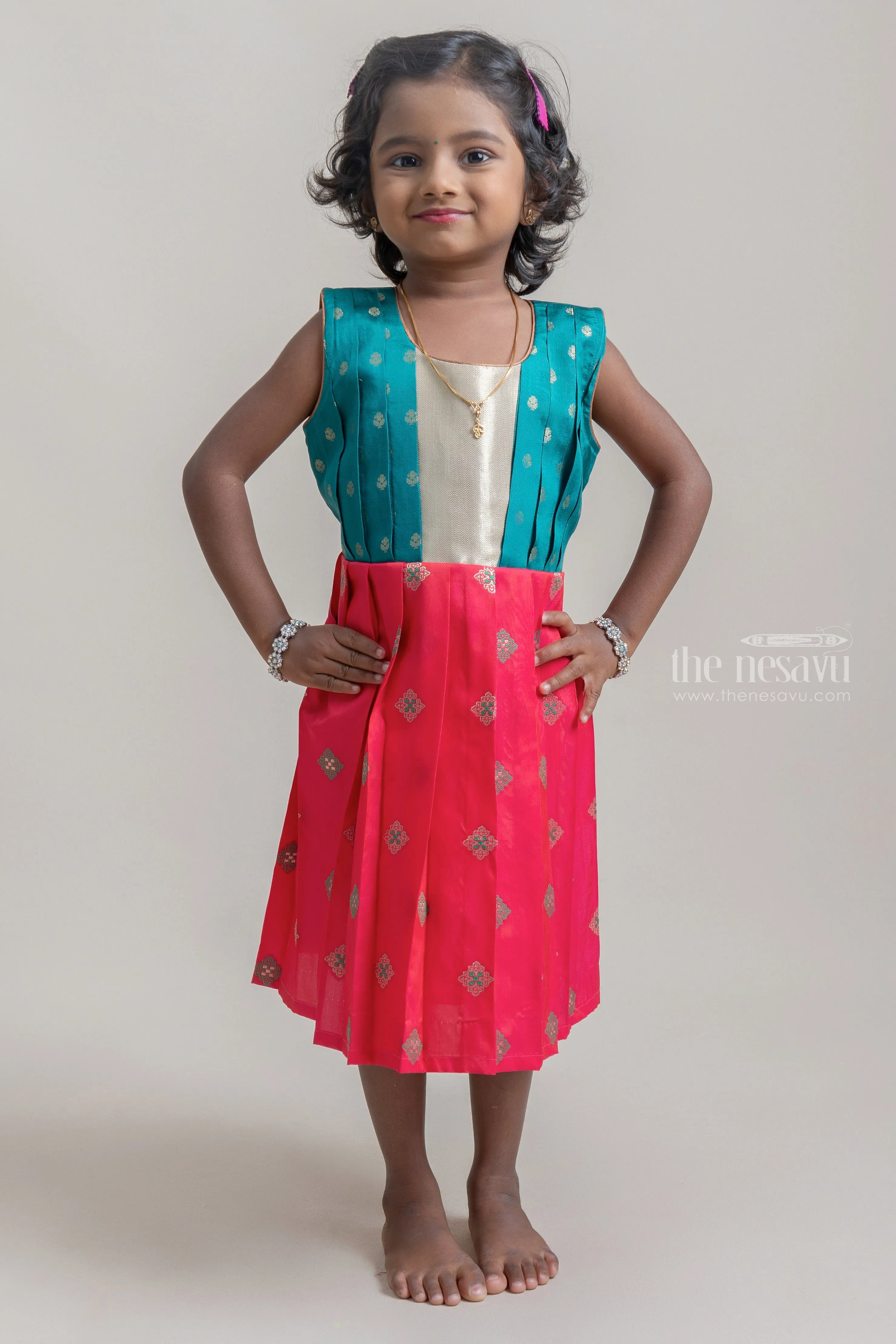 Captivating Green & Deeppink Butta Fusion Pleated Pattu Marvel for Girls.