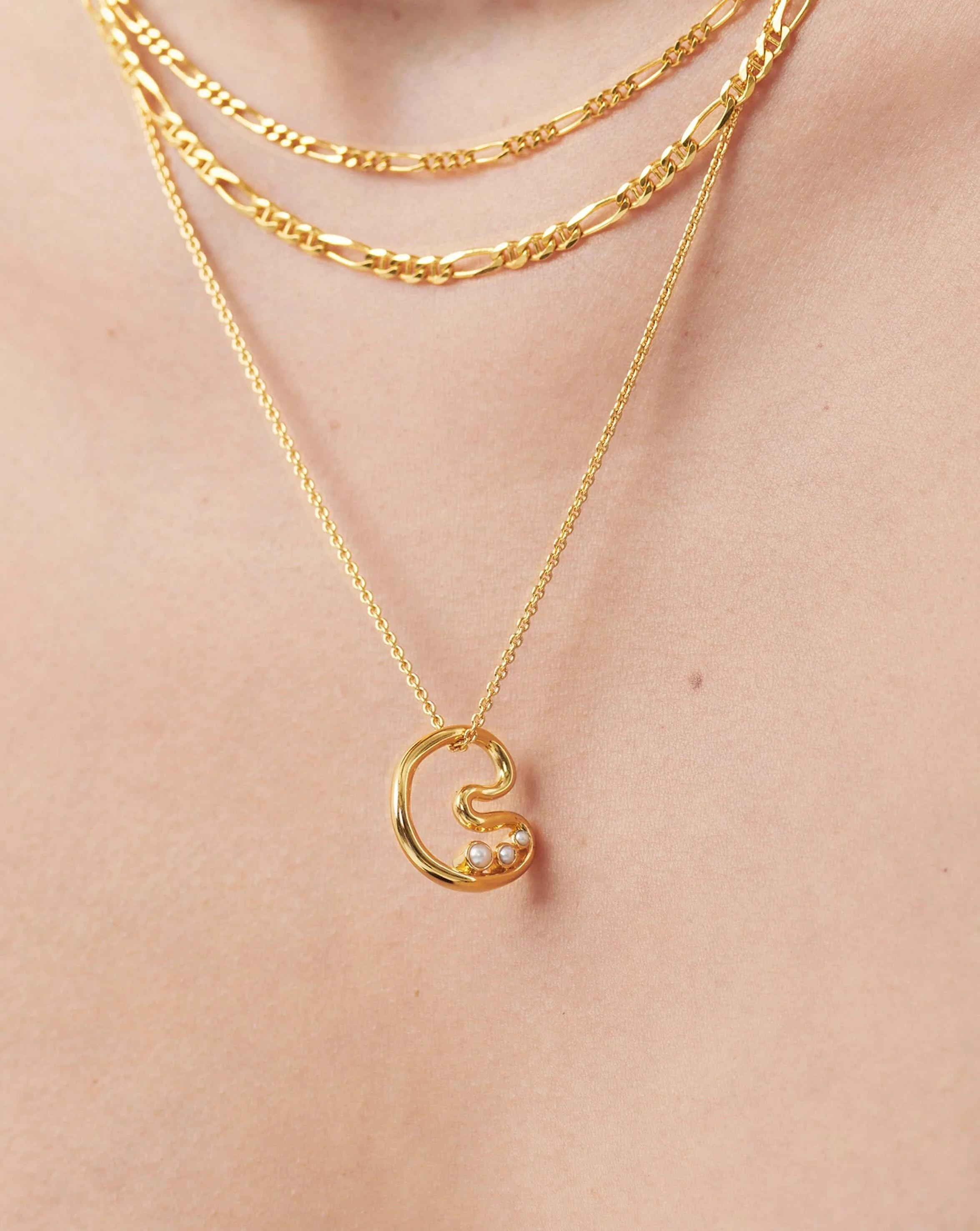 Chubby Pearl Initial Pendant Necklace  - Initial C | 18ct Gold Plated Vermeil/Pearl