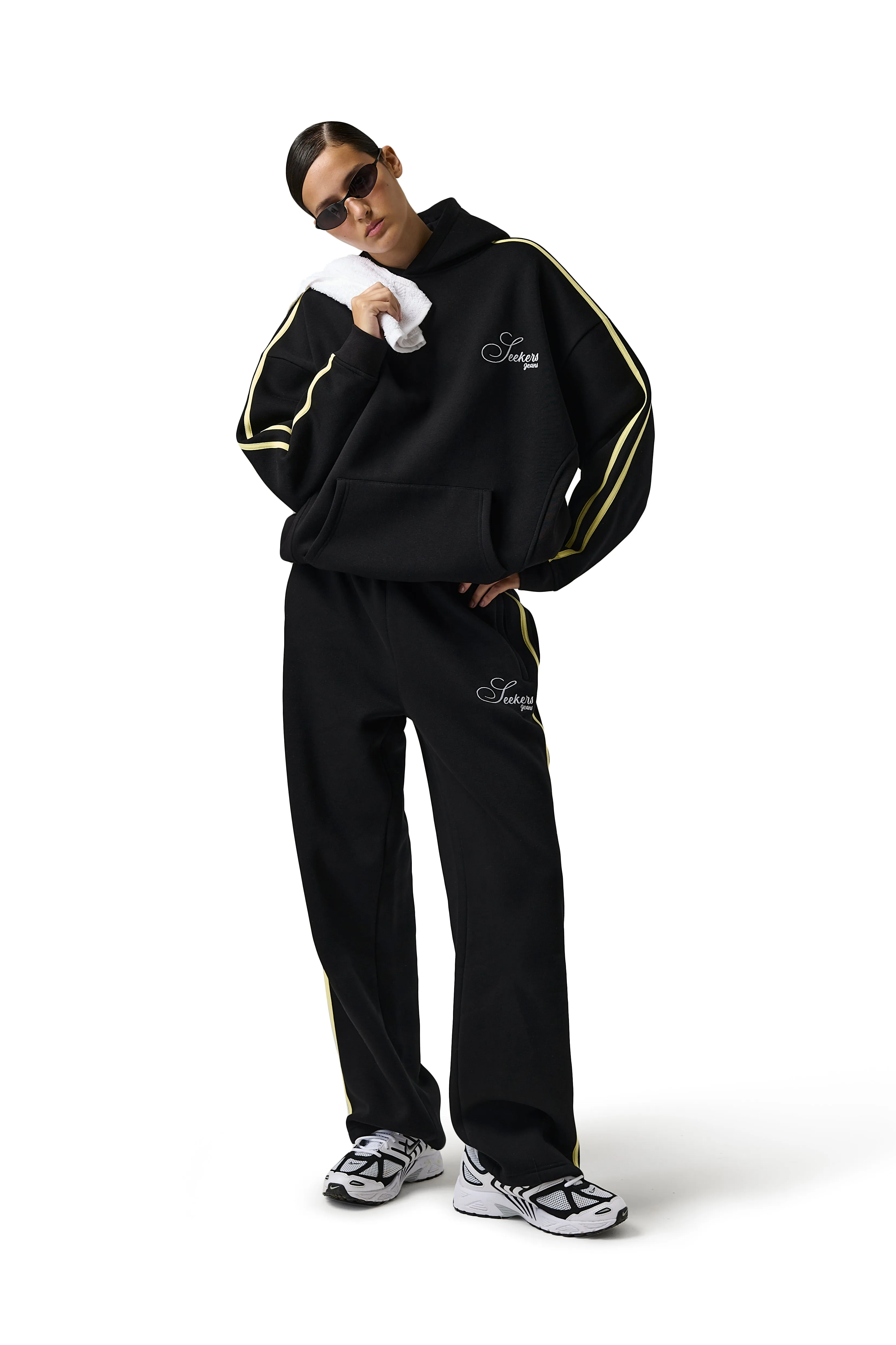 Classic Sport Wide Leg Sweatpants