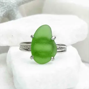 Green Droplet Sea Glass Ring in Sterling Silver with Decorative Band Size 8 | #1848