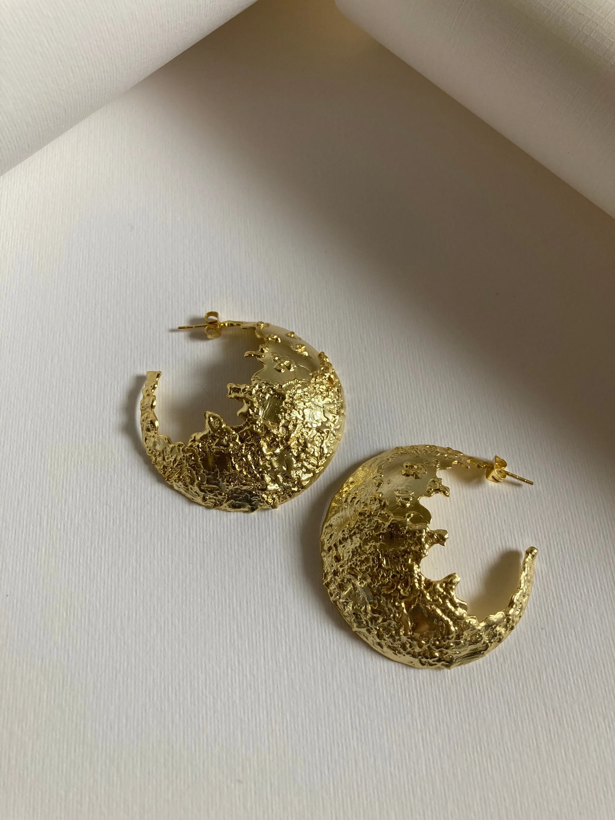 MASOOM MINAWALA X MOON DUST EARRING