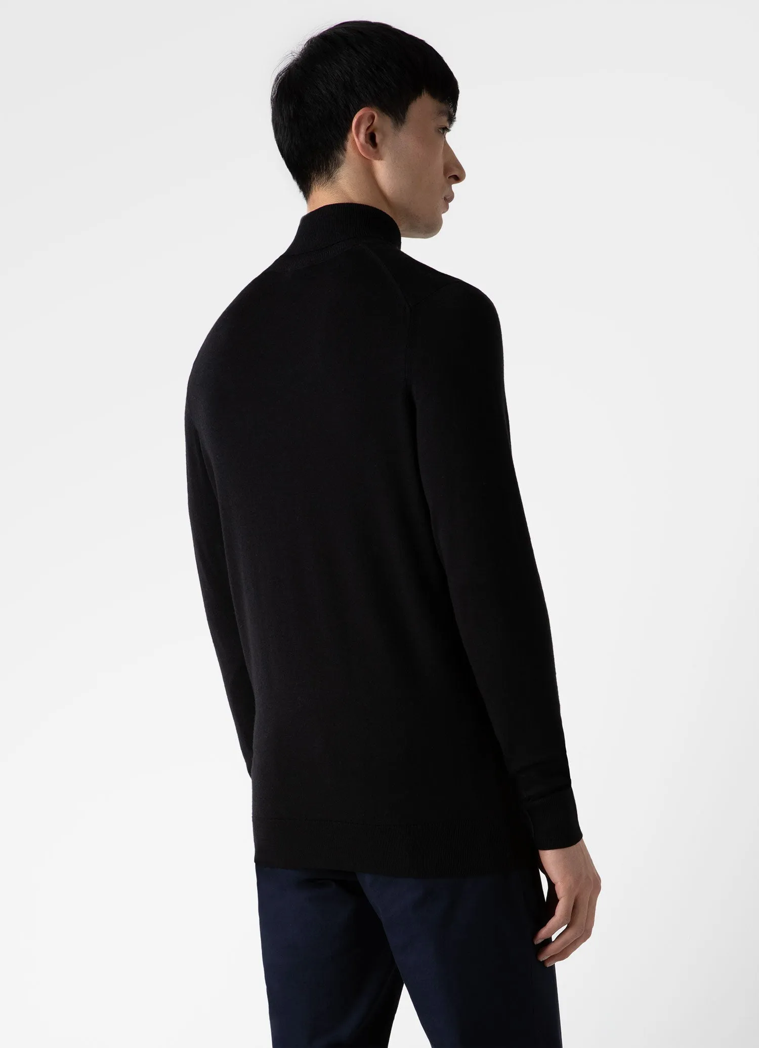 Men's Extra-Fine Merino Roll Neck in Black