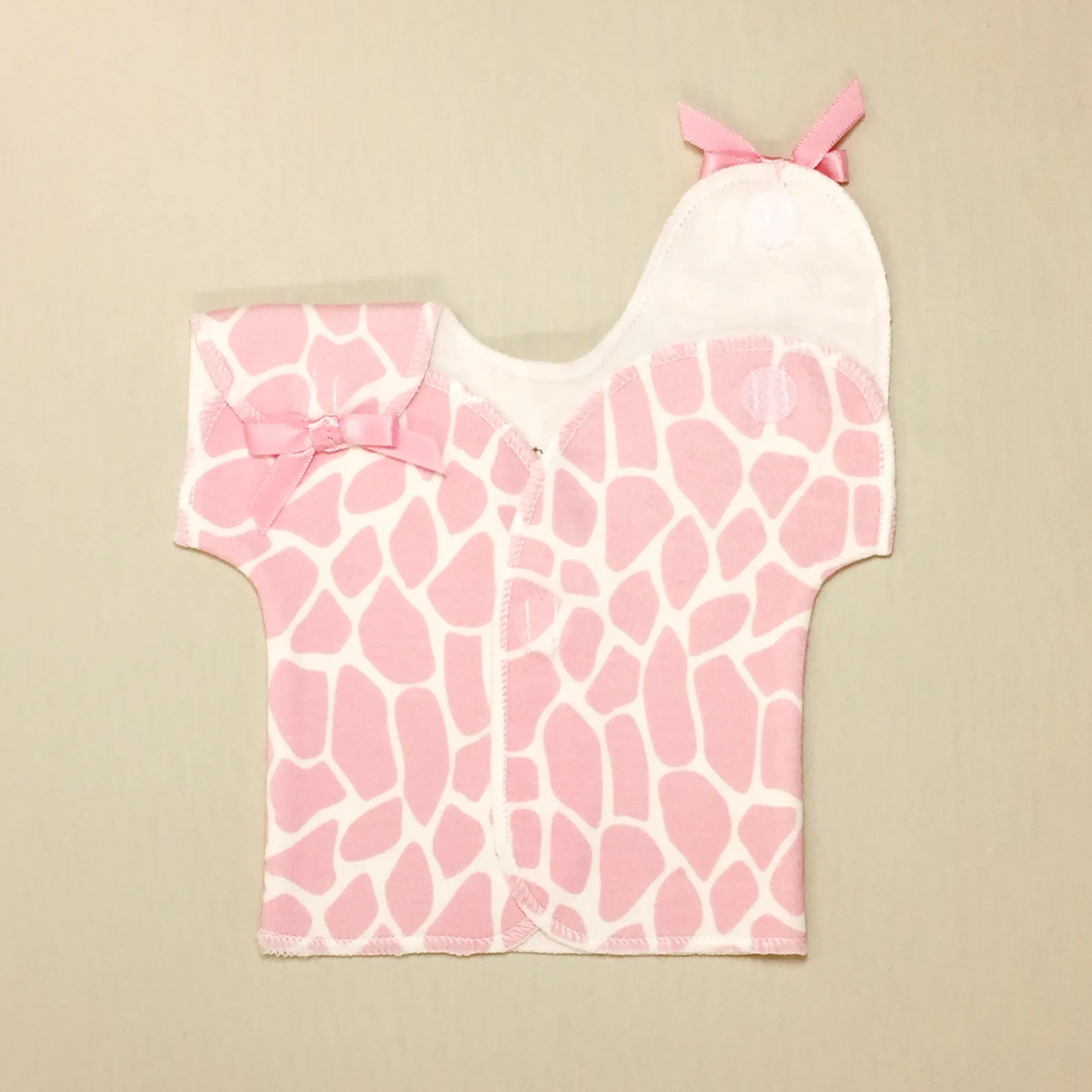 NICU Friendly T-Shirt Giraffe Pink